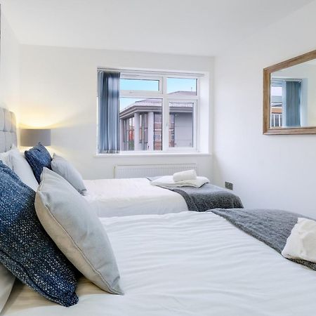 St Martins 2 Bedroom Apartments In Ruislip By 360 Stays Extérieur photo
