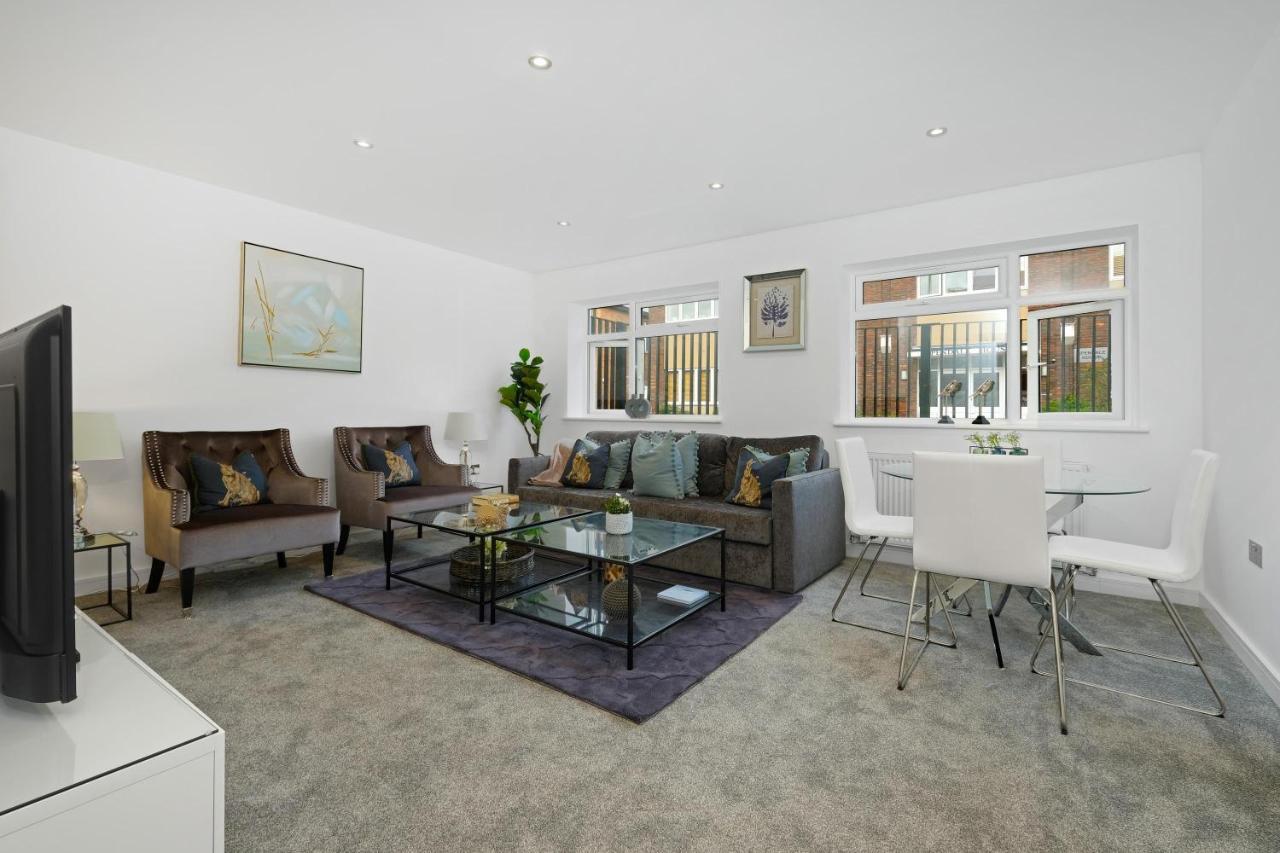 St Martins 2 Bedroom Apartments In Ruislip By 360 Stays Extérieur photo