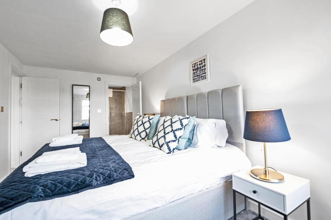 St Martins 2 Bedroom Apartments In Ruislip By 360 Stays Extérieur photo