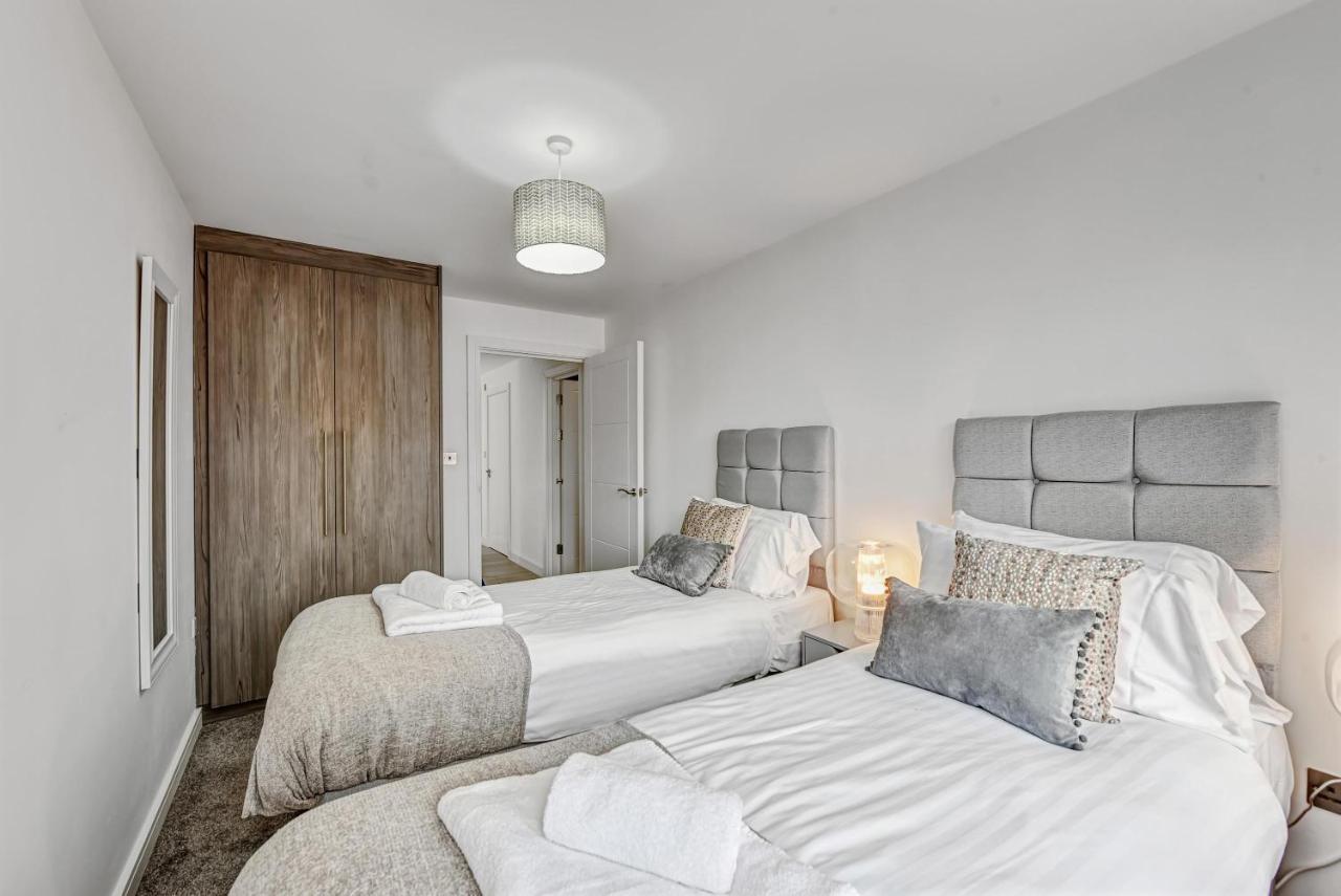 St Martins 2 Bedroom Apartments In Ruislip By 360 Stays Extérieur photo